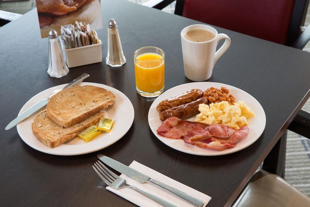 Holiday Inn Express Taunton East By Ihg Dış mekan fotoğraf