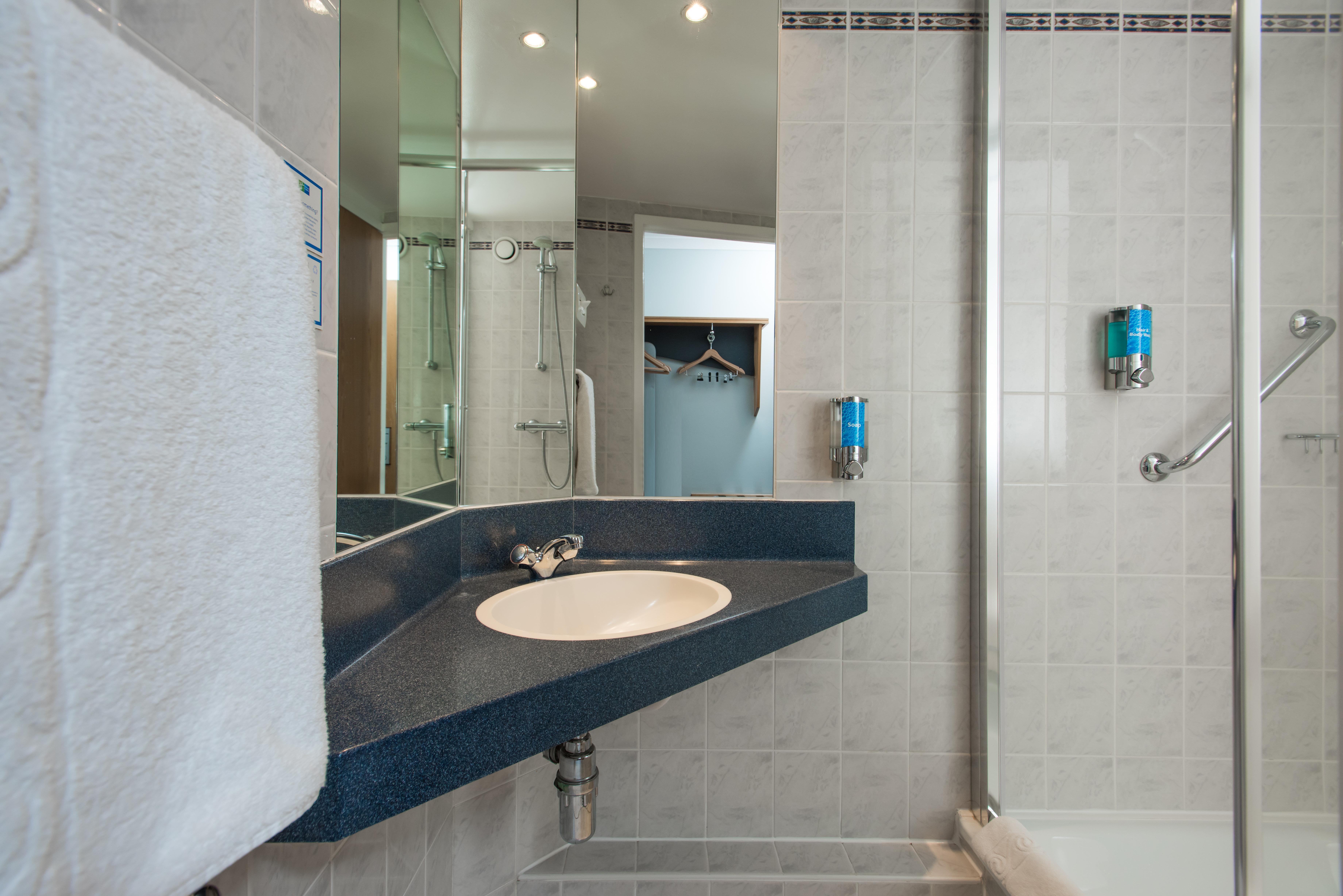 Holiday Inn Express Taunton East By Ihg Dış mekan fotoğraf