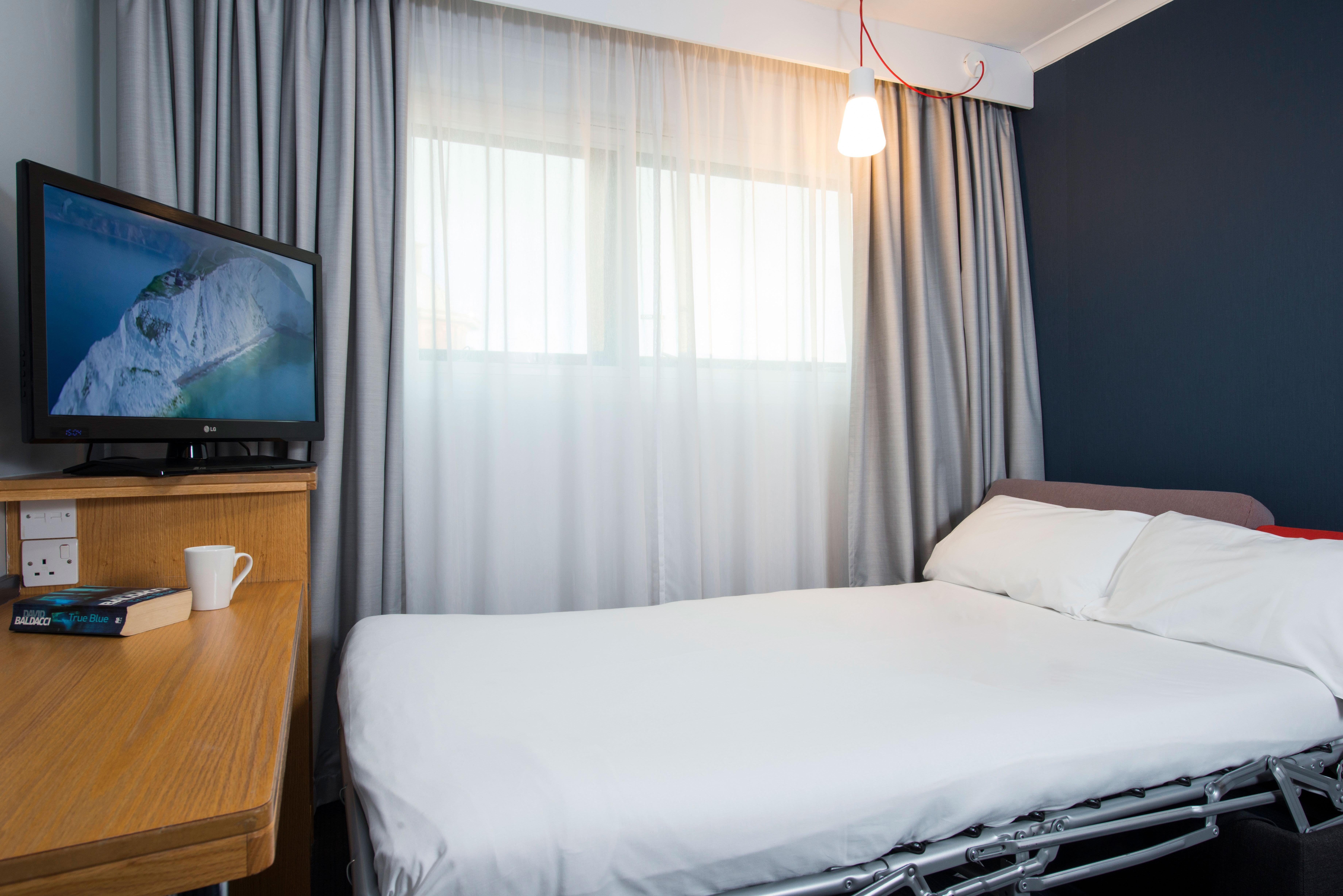 Holiday Inn Express Taunton East By Ihg Dış mekan fotoğraf