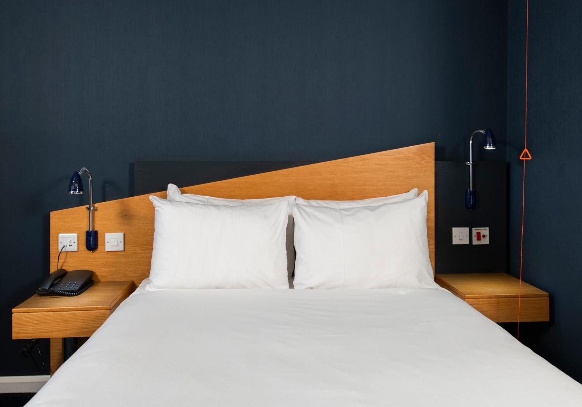 Holiday Inn Express Taunton East By Ihg Dış mekan fotoğraf