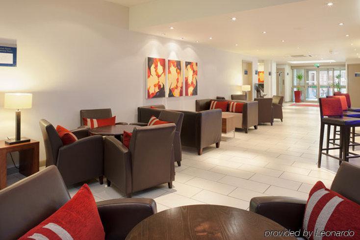 Holiday Inn Express Taunton East By Ihg Restoran fotoğraf