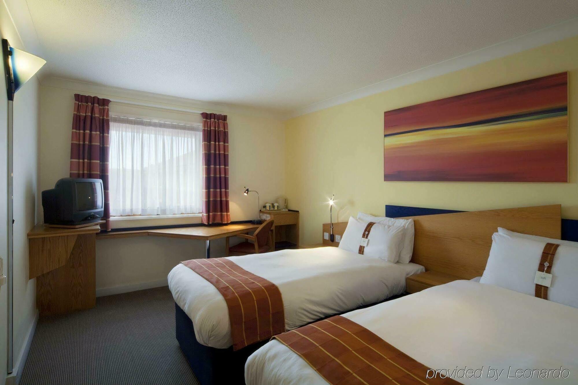 Holiday Inn Express Taunton East By Ihg Oda fotoğraf