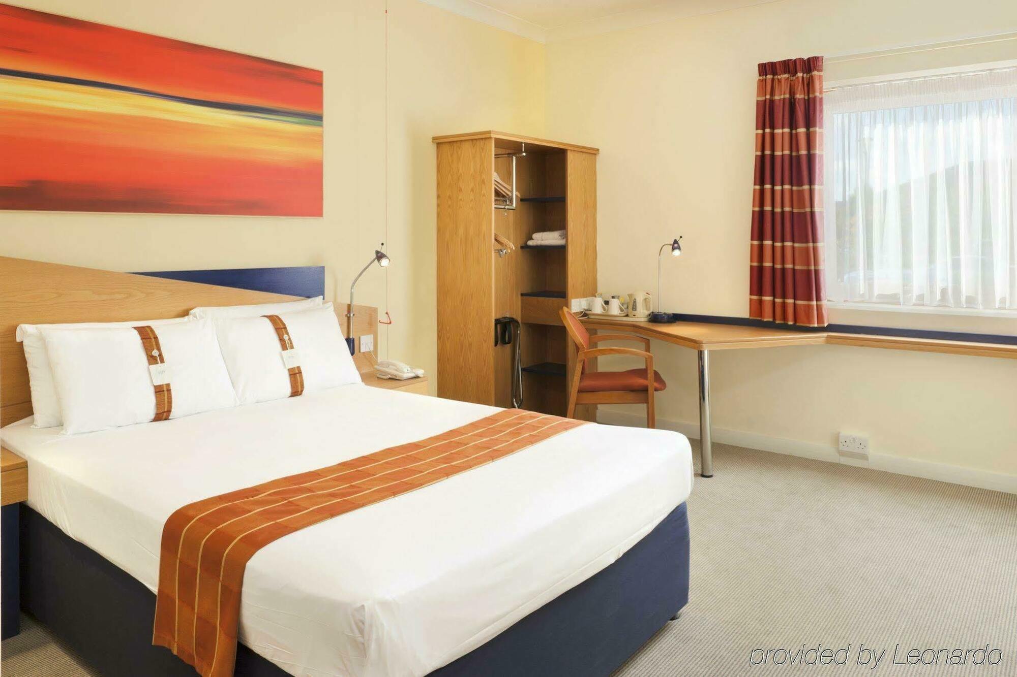 Holiday Inn Express Taunton East By Ihg Oda fotoğraf